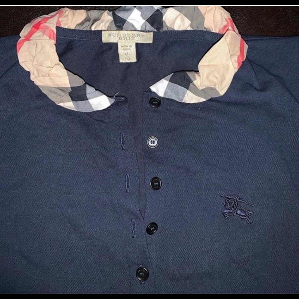 Classic Burberry Blouse 👚